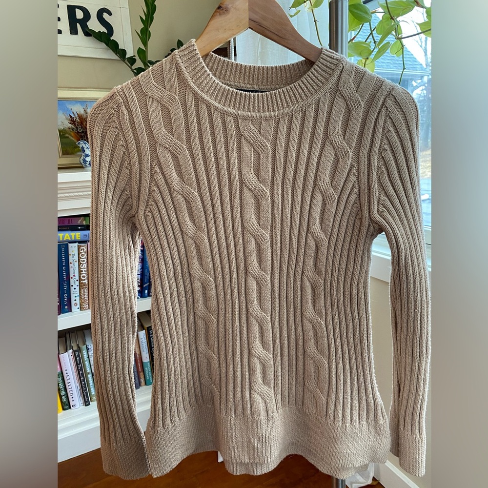 Banana Republic Cable Knit Beige Sweater